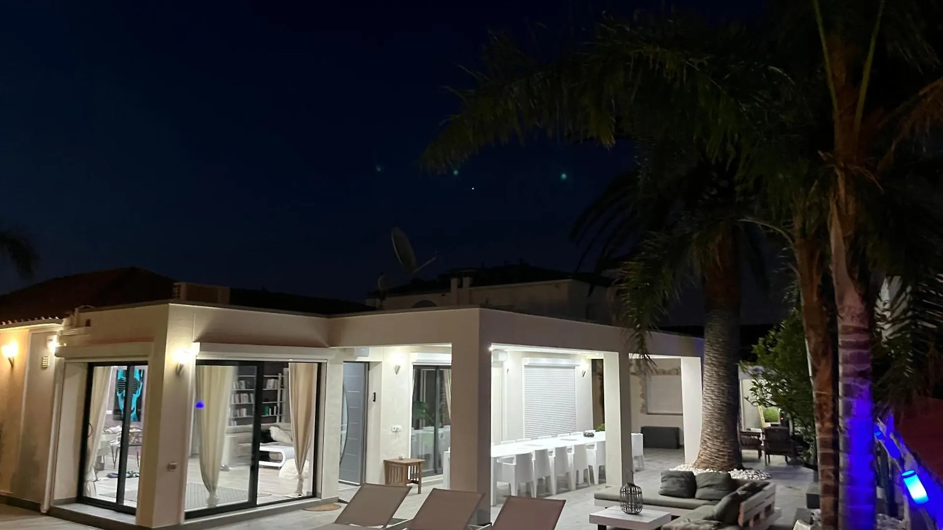 Villa Casadelplacer Empuriabrava Spain