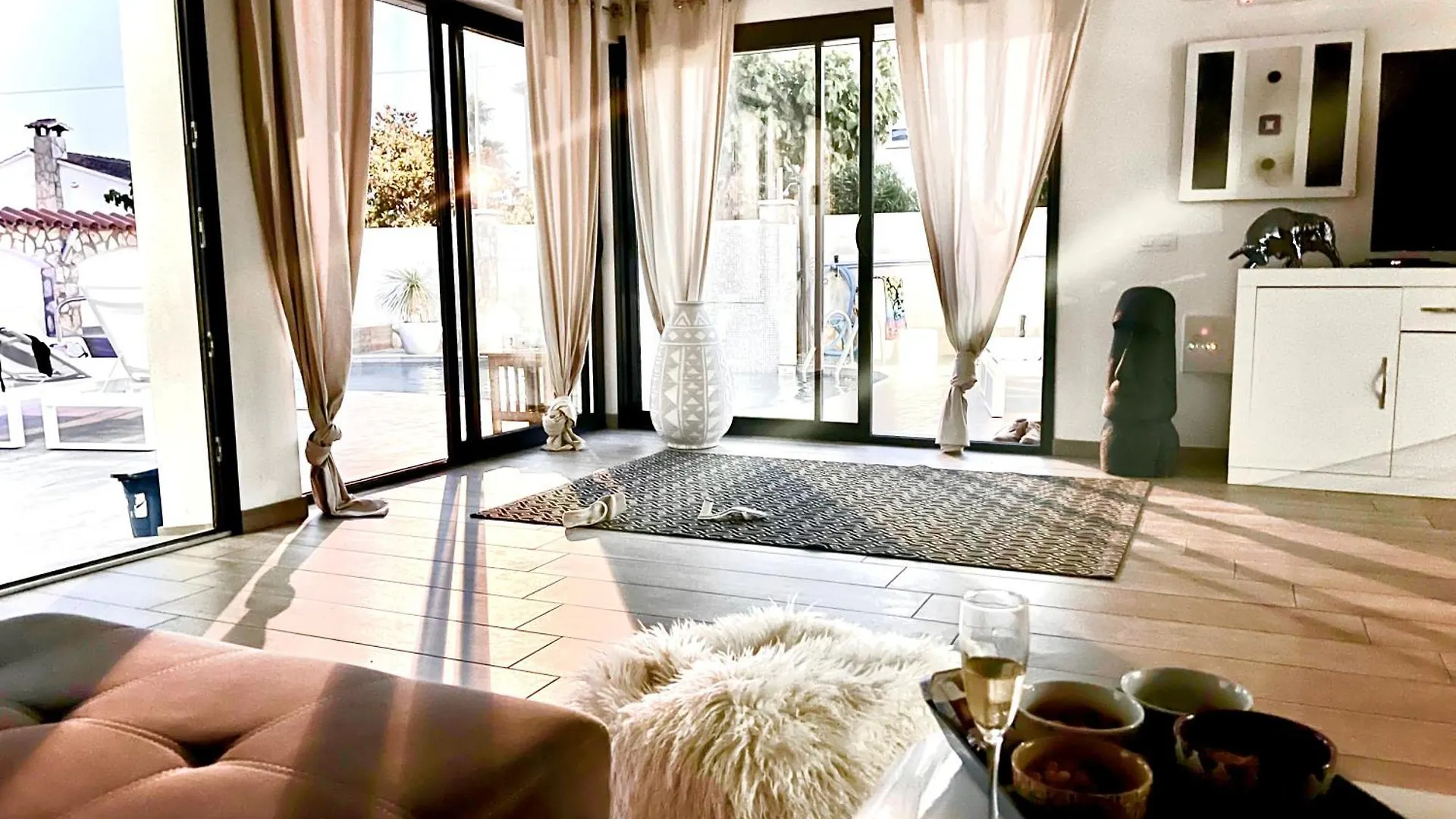 Casadelplacer Empuriabrava